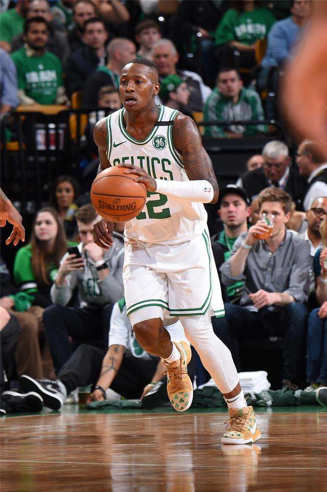 比分就被瞬 比分就被瞬